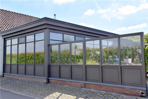 Veranda met windscherm